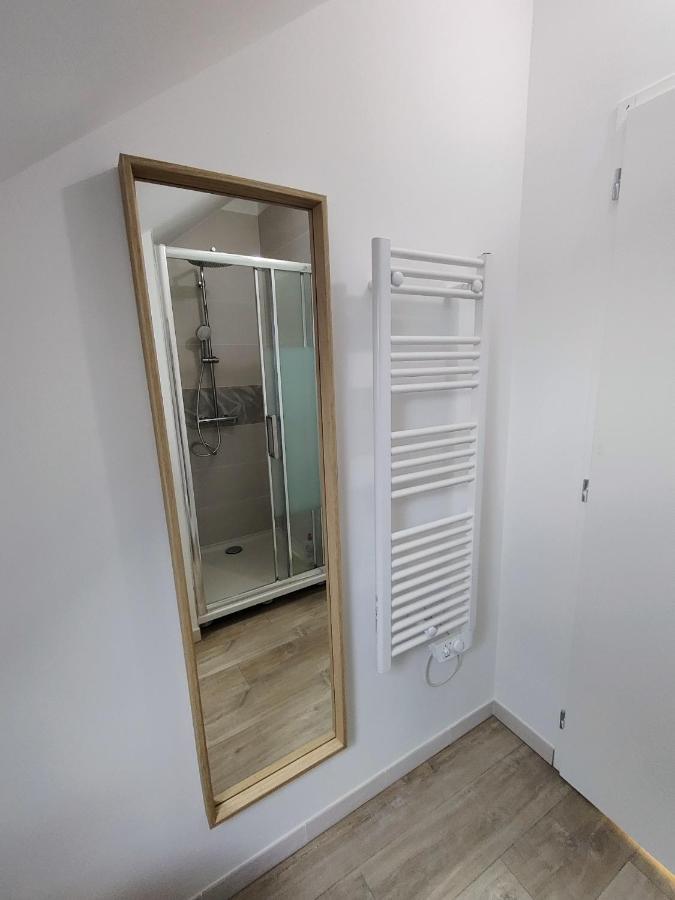 Appartement T3 "Yuca" Hyper Centre D'Ernée Exterior foto